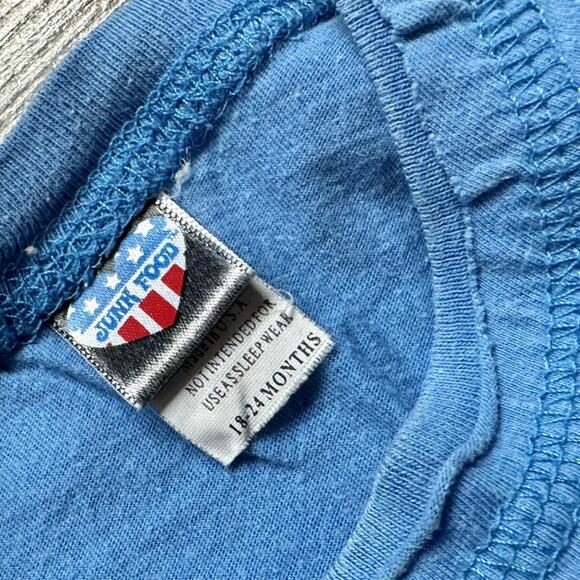 Junk Food Colts Tee - Picture 4 of 4